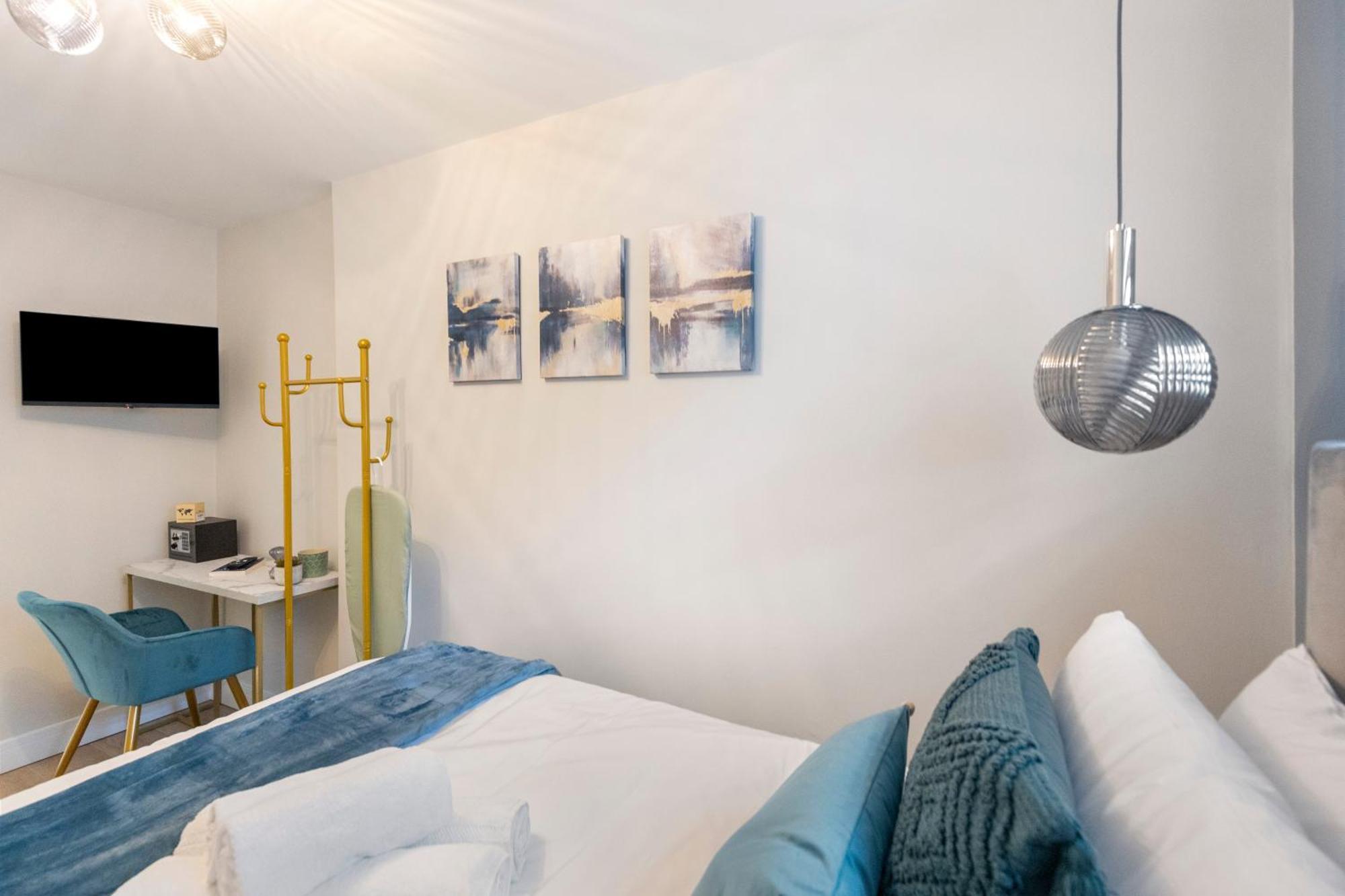 Urban Nest - Stylish Escape Apartament